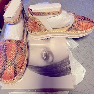 JLO Lisly size 7.5M Sunset/Peach